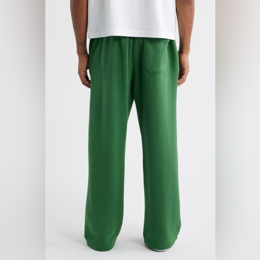 ELWOOD Core Organic Cotton Straight Leg Sweatpants ♠️NWT♣️IN STORES - Picture 2 of 3